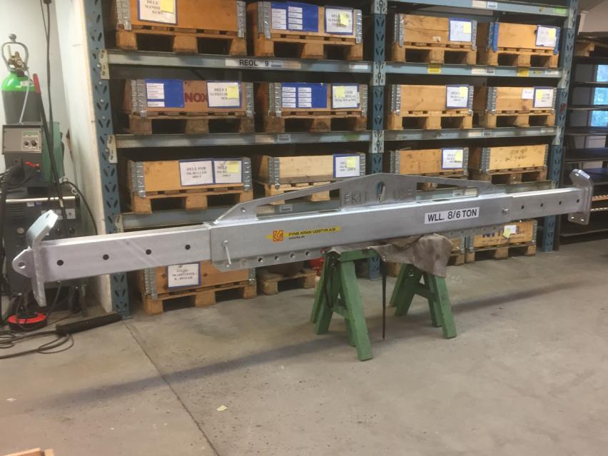 Spreader beam model S15 - WLL 8/6T - 474559
