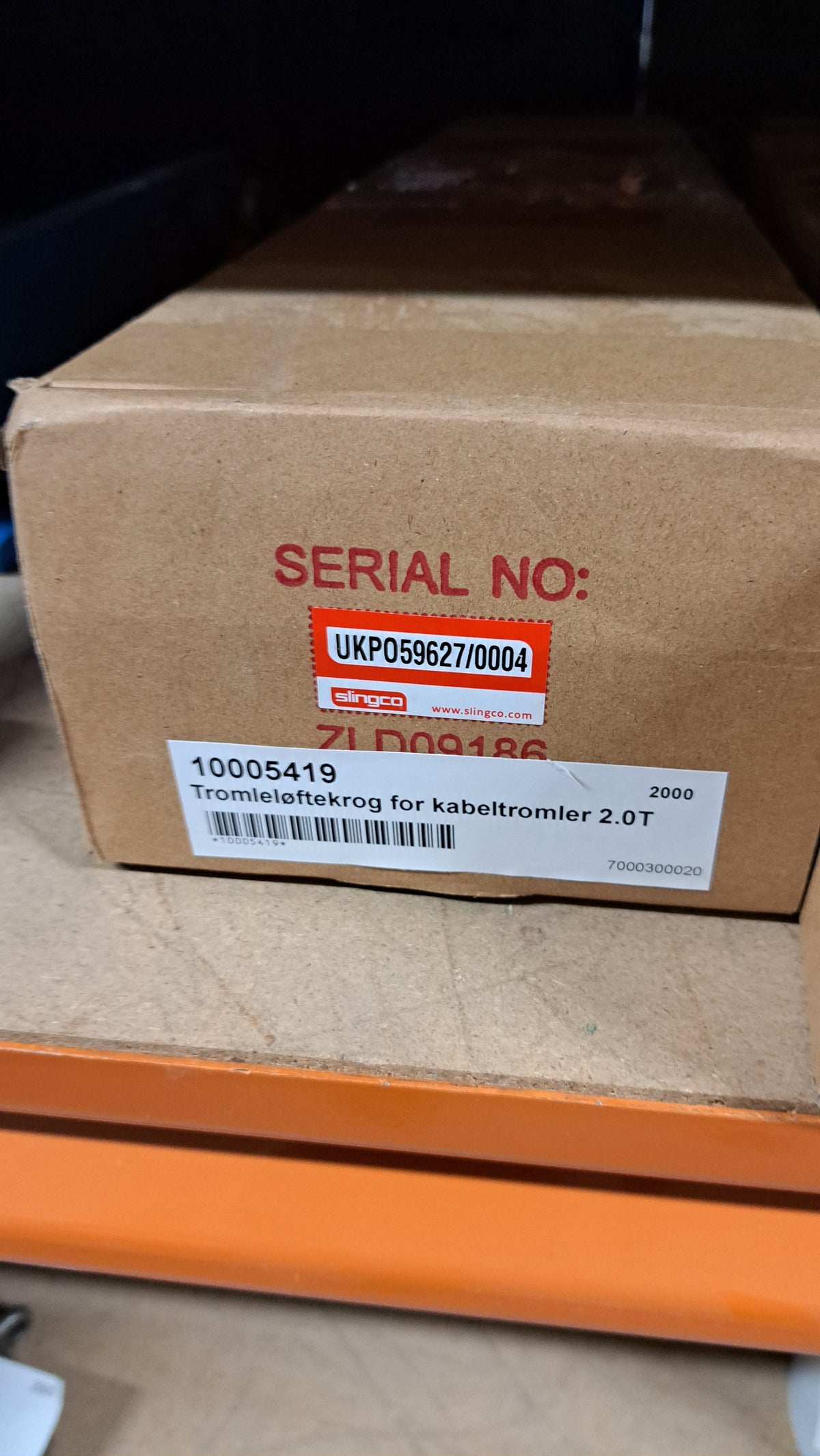 Drum lifting hook for cable drums 2.0T