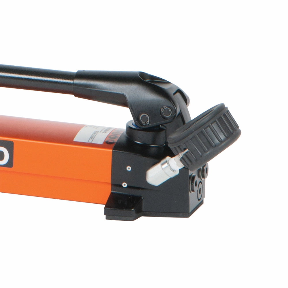 Holmatro manometersæt med orange kabinet, sort håndtag og trykmåler.
